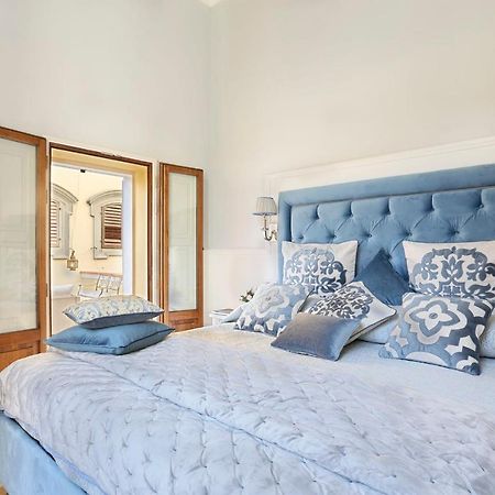 Design Apartment In The Heart Of Florence - Hosted By Sweetstay Kültér fotó